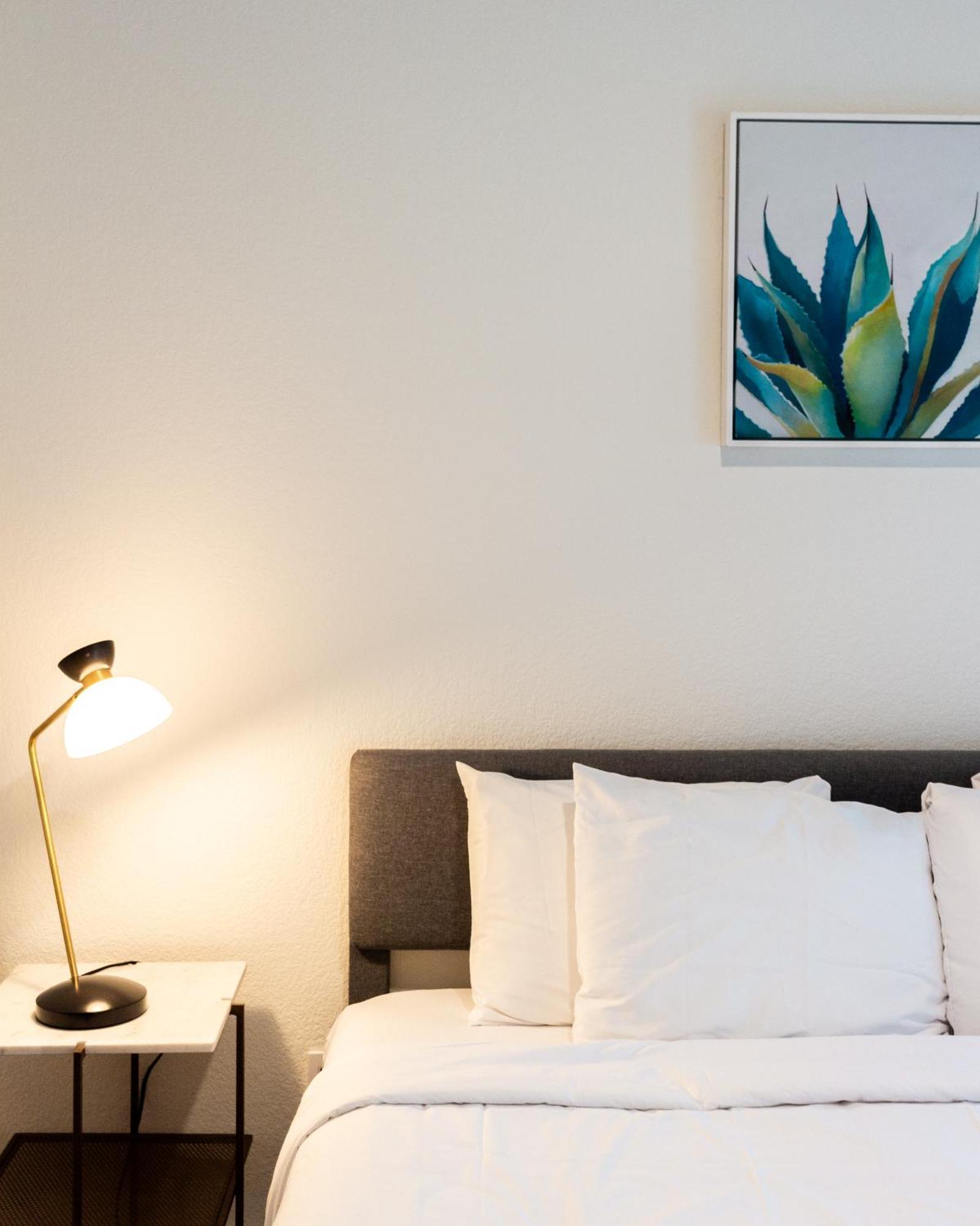 The Claire Hotel 캐니언 레이크 외부 사진
